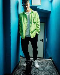 Foto bij 154 - What's to come?