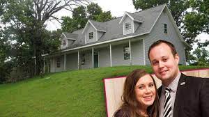 With acres of land at their disposal, jim bob and michelle duggar have plenty of room to house their. Back To Shack See The Humble Arkansas Home Where Josh Anna Duggar Will Live After Leaving D C