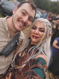 Such a fantastic season of merriment and splendor at the quaint forests and  villages in Fairhaven. My most regal self far enjoyed the company of the  Lady Extrordinaire and her Starlight. We