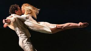 Eleonora abbagnato (born 30 june 1978) is an italian ballet dancer, model, and actress. Eleonora Abbagnato E Il Bacio Youtube