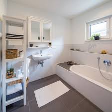Helles Badezimmer Mit Badewanne Badezimmer Design Bad Inspiration Fertighaus Kaufen