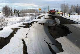 6,400 earthquakes in the past 365 days. On Friday This Alaska Road Collapsed In An Earthquake It S Already Been Fixed Cnn