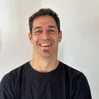 200+ perfiles de «Butler»