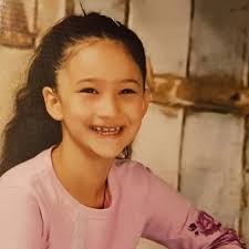 I'm almost 30 and I'd never, NEVER, be with an 18-year-old boy. That's just  🤮 Just because someone is legally considered an adult doesn't mean they're  emotionally or mentally there yet (you're