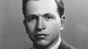 Nurettin Topçu kimdir?