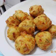 Saya juga menyediakan sos cili pencicah untuk dimakan bersama cucur udang di sini. Resepi Cucur Udang Sheila Rusly Copd Blog O