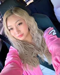 Erin Oh's Instagram, Twitter & Facebook