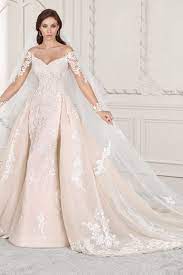 Demetrios Wedding Dress 856 Luxurious Alencon Lace Adorns This Show Stopping Off The Wedding Dress For Short Women Demetrios Wedding Dress Wedding Dresses