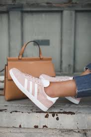Shop women's adidas gazelle sneakers. How I Style My Adidas Gazelle Sneakers The Teacher Diva A Dallas Fashion Blog Featuring Beauty Lifestyle Pink Tennis Shoes Shoes Sneakers Adidas Pink Adidas