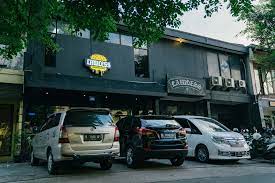 Sabbath burger varian standar di lawless burger ini kamu bisa mencoba sabbath burger yang alamat jl. Places To Go Lawless Burger Whiteboard Journal