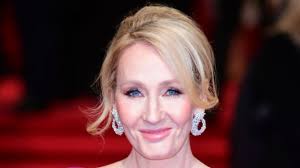 By the wizarding world team. Harry Potter Autorin J K Rowling Kauft Das Haus Ihrer Kindheit Oe3 Orf At