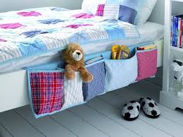 Be ready for any occasion and tidy up with this amazing list of handmade organizer patterns, including closet organizers, purse pouches, jewelry cases, car caddies, and a special video tutorial for a bedside organizer. Diy Hanging Bedside Organizer