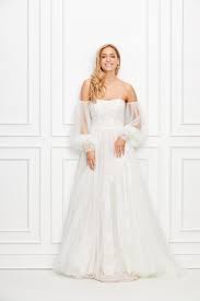 Wedding Dress Tailors Near Me Lovely Wtoo Halliday Removable Sleeve Wedding Dress In 2020 Tailored Wedding Dress Watters Wedding Dress Wedding Dresses
