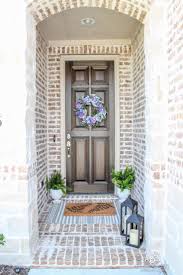 Front Door Farmhouse Front Door Exterior Of Farmhouse Front Porch Design Front Entry Design Wi In 2020 Front Entryway Decor Outdoor Entryway Front Porch Decorating
