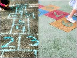 Karnival sukan dan permainan tradisional 2008 merupakan salah satu saluran pembelajaran dan pendekatan tentang adat dan warisan melayu. Teng Teng Traditional Games Traditional Decor