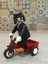 Este es mi ultimo proyecto, el muñeco de ventriloquia billy de la pelicula saw, juegos macabros. Oriental Idolo Cilindro Pelicula De Muneco En Triciclo Mydoclabs Com