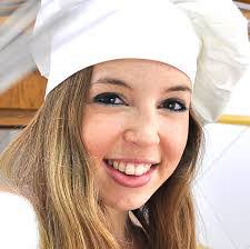 Mary Casanas's Instagram, Twitter & Facebook