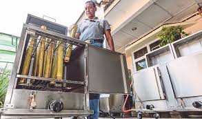 Ayam bakar sering kita temui di daerah rumah kita. Ketuhar Lemang Harian Metro