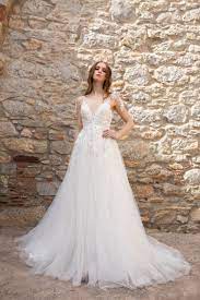 Brautkleider & kleider für den wichtigsten tag deines lebens. Hochzeitskleider Bilder Galerie Und Brautkleider Trends In 2021 Brautkleid Traumkleider Kleid Hochzeit