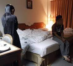 Apr 16, 2011 · timbalan ksu kena tangkap khalwat? Khalwat Siang Hari 11 Pasangan Ditahan Semasa Mstar