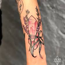 Rose Quartz And Lavender Tattoo By Momma Tomma Crystal Tattoo Gem Tattoo Lavender Tattoo