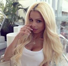 Bleach Blonde Latina Beauty Bleach Blonde Hair Bleach Blonde Hair Styles