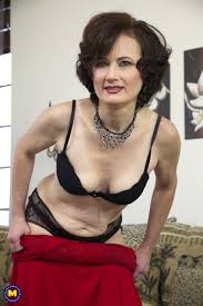 Stunning mature Alice - Large Breasts, Big Ass & Oral Sex Porn - SpankBang