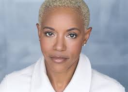 Queendom Come" Chapter 1