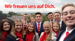 The company also provides investments, retirement, insurance, loans, leasing and mortgage services. Bankkaufmann Frau Zum 01 09 2021 Sparkasse Rottal Inn Onlinebewerbung