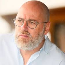 Marcos Elias (@MarcosEliasC)