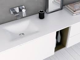 Une offre complète basée sur des produits déco, faciles à installer et accessibles à tous. D4 Waschtisch Aus Corian By Inbani Design Inbani Meuble Salle De Bain Salle De Bain Plan Vasque