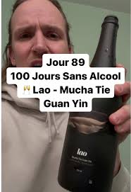 Simon Poulin (@me.simonpoulin)'s videos with Aesthetic