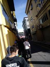 Dekat pejabat pos gombak, ong tai kim. Asal Gombak A Twitter Hari Ini Kita Buat Liputan Semasa Beratur Panjang Di Ong Tai Kim Gombak Pula Sampai Ke Blok Belakang Panjang Dia Sumber Telegram Asalgombak Https T Co 48m0vnfrfn Https T Co Xbqixpdove