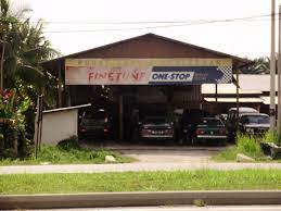 Berbatasan dengan selat malaka, medan menjadi kota perdagangan, industri, dan bisnis yang sangat penting di indonesia. Bengkel Kereta Mapio Net