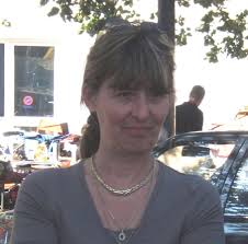 Christine LAGAUZERE (GACQUER) (LE BOUSCAT, AMIENS)