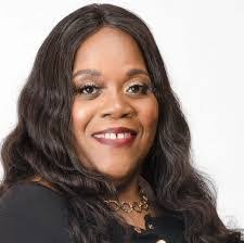 Sally Schultz's Instagram, Twitter & Facebook