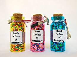 Hilarious Emergency Candy Jar Gift Diy Morena S Corner Dollar Store Crafts Jar Gifts Dollar Store Diy Organization