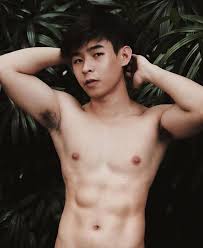 Rate James Concepcion's armpit