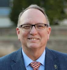 Jeremy Eades's Instagram, Twitter & Facebook