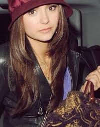 Haare von Elena Gilbert/Nina Dobrev (Freizeit, Vampire Diaries)