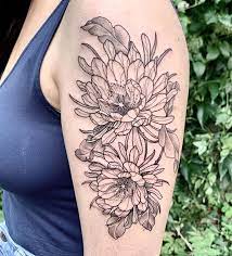 Maret Brotkrumen Az Instagramon Scar Cover For Lina And Also Her First Tattoo Thank You For Your Trust And Also For Intr First Tattoo Tattoos Night Tattoo