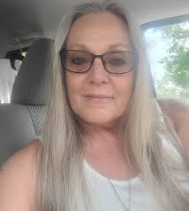 The last Winn-Dixie and Harveys Supermarket in Ocala may remain open under  their current brands after a group of private investors purchased around  170 of the stores back from ALDI, staving off