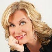 Jennifer Heitkamp's Instagram, Twitter & Facebook