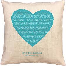Der zweite weihnachtsfeiertag ist traditionell der letzte tag der weihnachtszeit. Ideales Geschenk Zum 2 Hochzeitstag Baumwollene Hochzeit Kissen Mit Herzdruck Liedtext Von Snow Patrol Chasing Cars Amazon De Kuche Haushalt