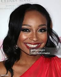 Erin Moye's Instagram, Twitter & Facebook