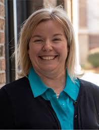 Amber Lowman's Instagram, Twitter & Facebook