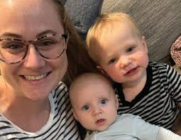 The Review Alumnae Magazine by stmarys.academy