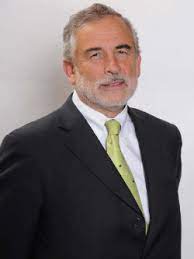 El paisaje vegetacional de la región metropolitana se caracteriza por ser predominantemente de cordillera, aunque en los valles y cuencas se desarrolla la estepa de acacia caven. Resena Biografica Carlos Montes Cisternas Resenas Biograficas Historia Politica Biblioteca Del Congreso Nacional De Chile