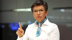 Entró de lleno en la política en 2014, cuando se lanzó al senado por la alianza verde. Paro Nacional En Colombia Los Duros Mensajes De La Alcaldesa De Bogota Claudia Lopez A Manifestantes Ivan Duque En Directo Mundo El Comercio Peru