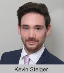 Veränderungen mit zwei Frauen in den Chef-Etagen